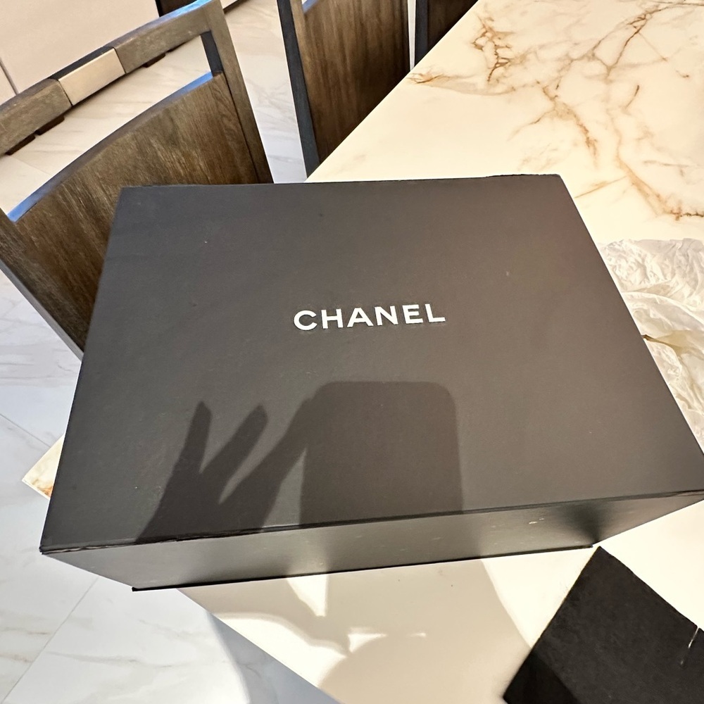 SOLD!!!! Chanel Jumbo Double Flap Lamb skin Quilted Bag - Picture 16 of 16